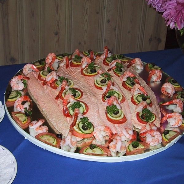 Seafood canapés platter